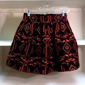 An apron shape mini skirt